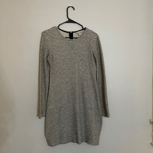 BANANA REPUBLIC FITTED SWEATER DRESS - SIZE 6